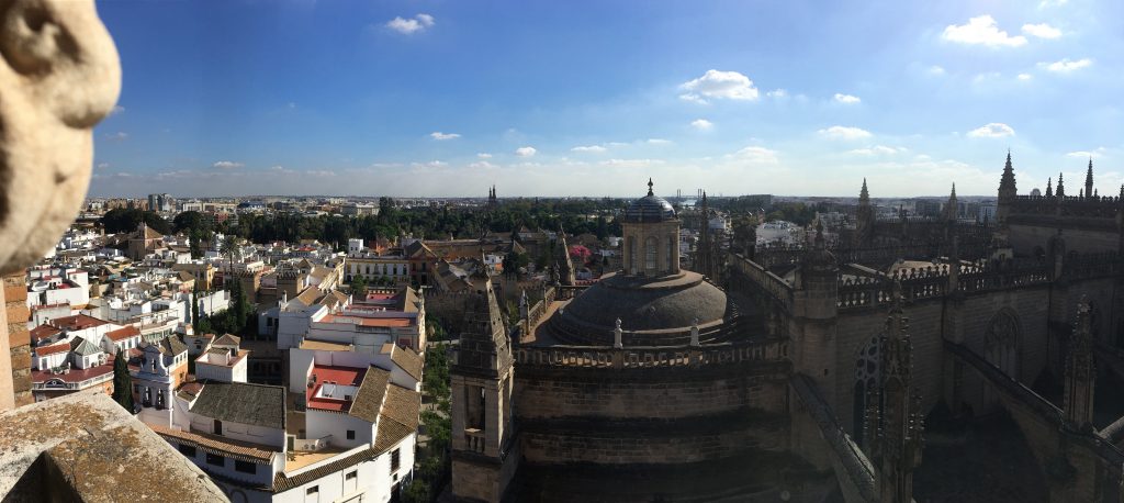 Blick vom Turm der Kathedrale auf Sevilla