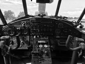 Im Cockpit der Antonov AN-2
