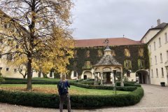 Im Kloster Neustift