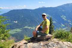 Kleine Pause mit Ausblick auf der Hohen Wiege