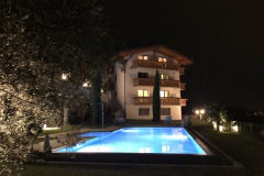 Wunderlehof bei Nacht
