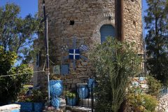 Alte Windmühle mit neuem Verwendungszweck