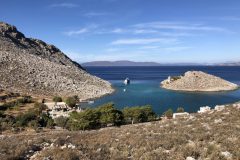 Blick zurück zur Agía Marína