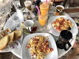 Griechisches Frühstück im Lotos