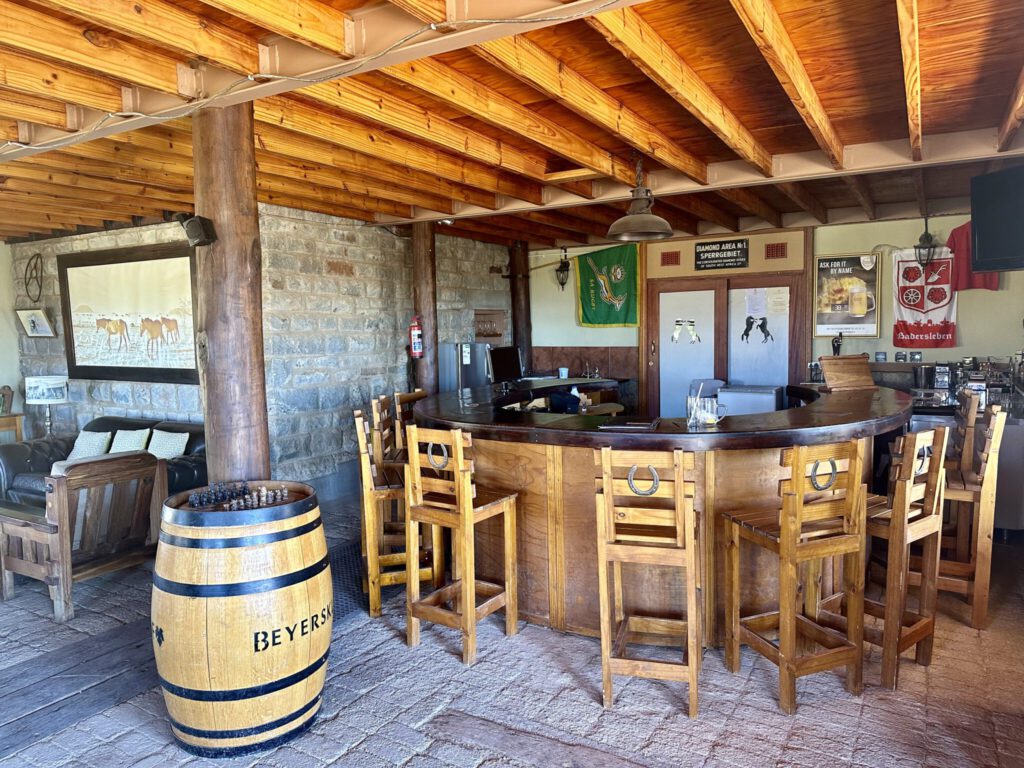 Die Bar im Gondwana Camp Klein-Aus-Vista