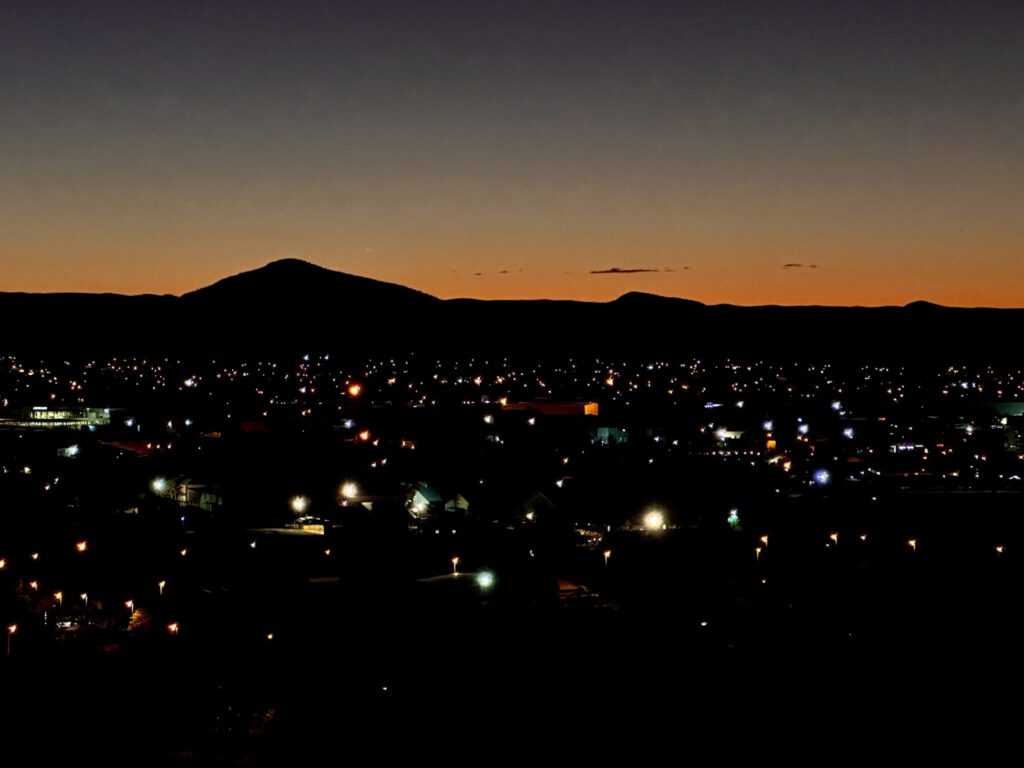 Letzter Abend, Windhoek by night