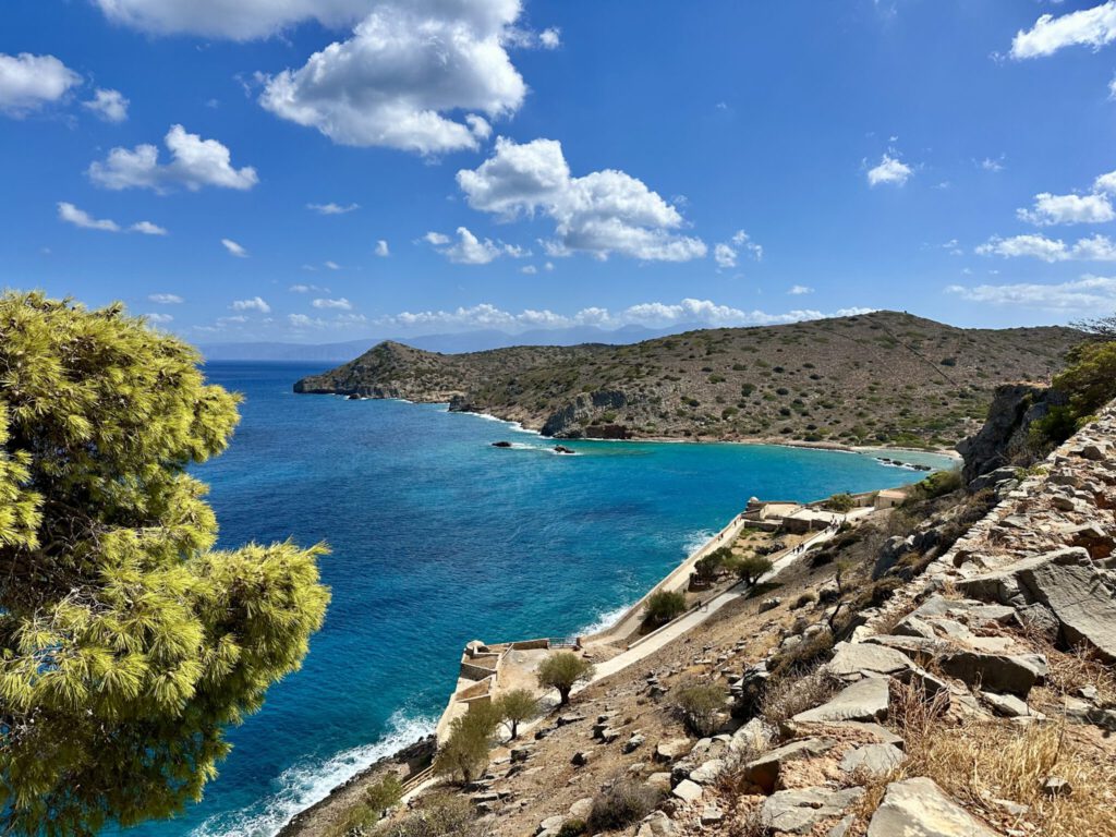 Aussicht hinüber auf die große Insel Spinalonga