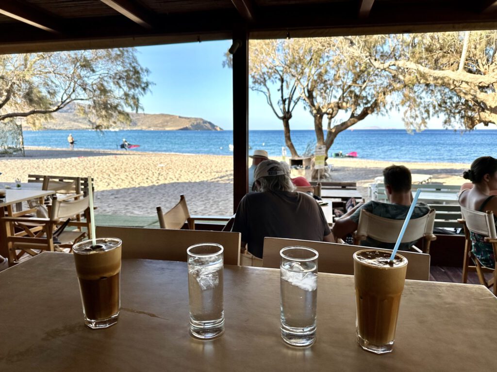 Surf Beach - Snack Bar Kouremenos