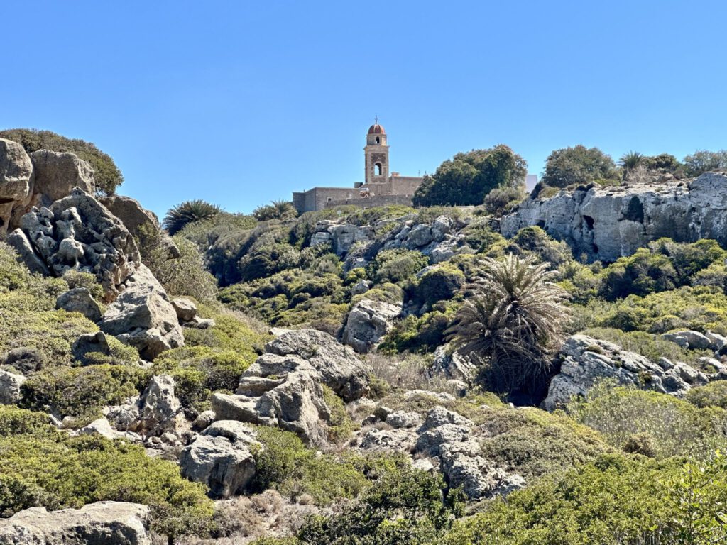 Blick zurück zum Kloster Toplou