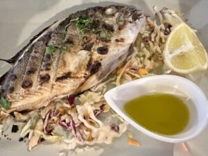 Dorade im Nostos in Kato Zakros