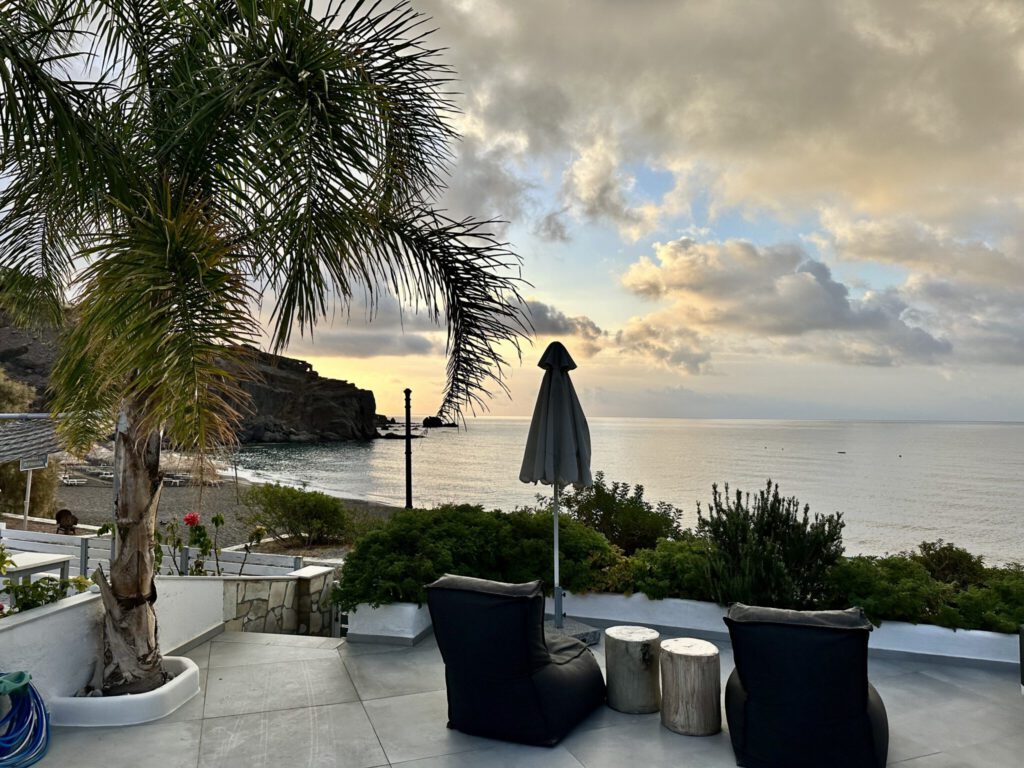 Morgenstund‘ am Achlia Beach
