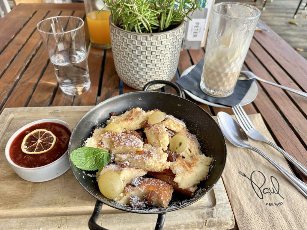 Topfenschmarrn im „Paul der Wirt“ in St. Wolfgang