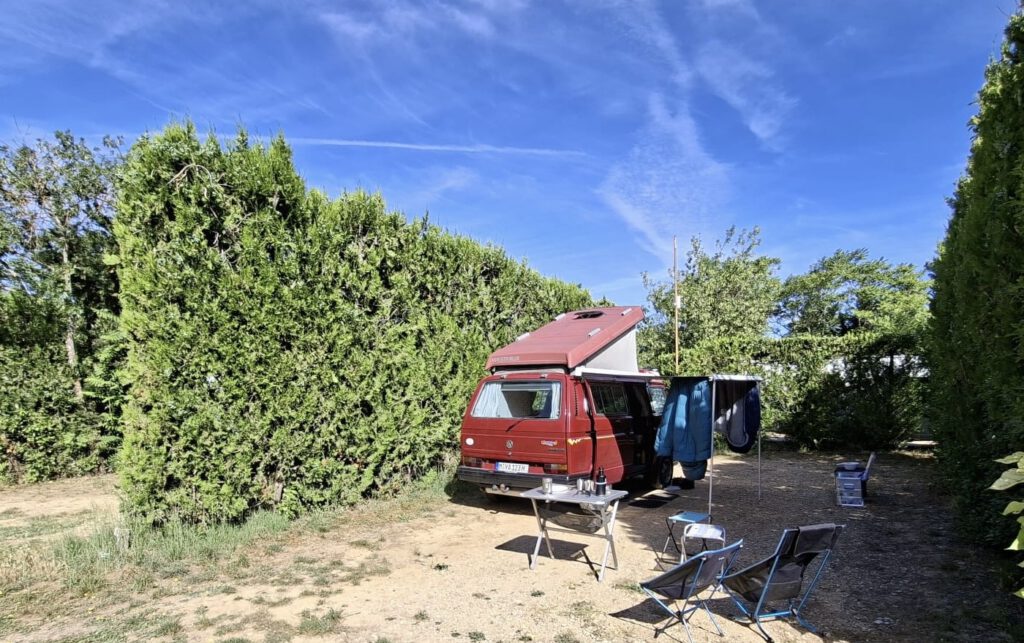 Unser Stellplatz auf dem Camping Lourmarin
