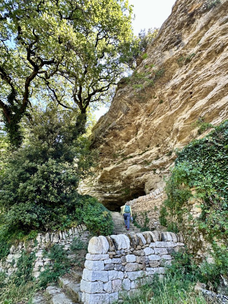 An der Grotte de Rochecourbière