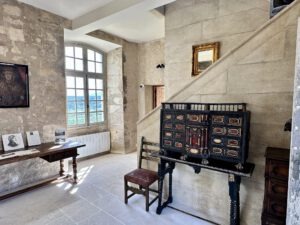 Im Château du Marquis de Sade