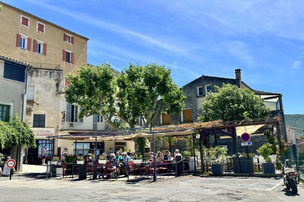 Zentraler Platz in Bonnieux