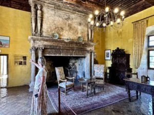 Gäste-Empfangs-Zimmer im Château de Lourmarin