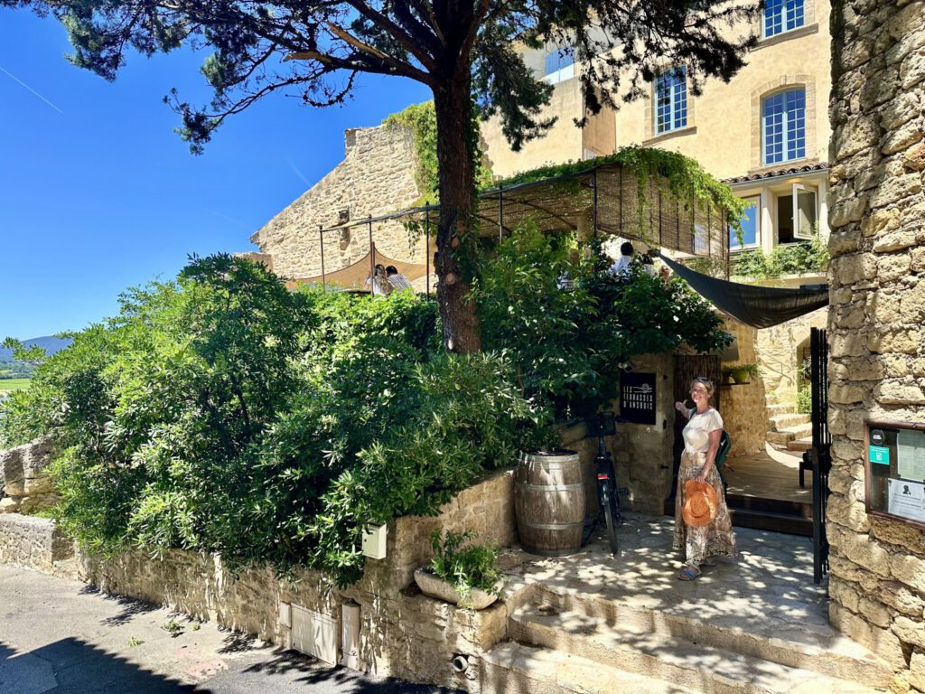 Im Restaurant Les Terrasses d’Ansouis