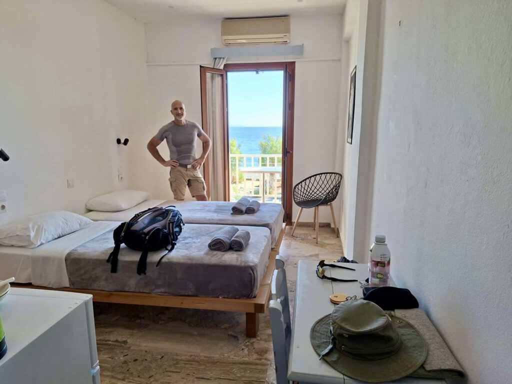 Ausblick, nett und günstig - unser Zimmer im Zorbas