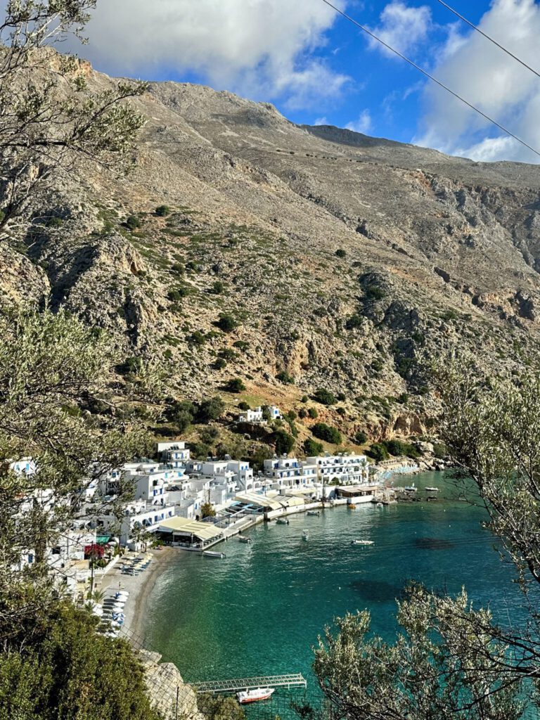 Blick zurück auf Loutro
