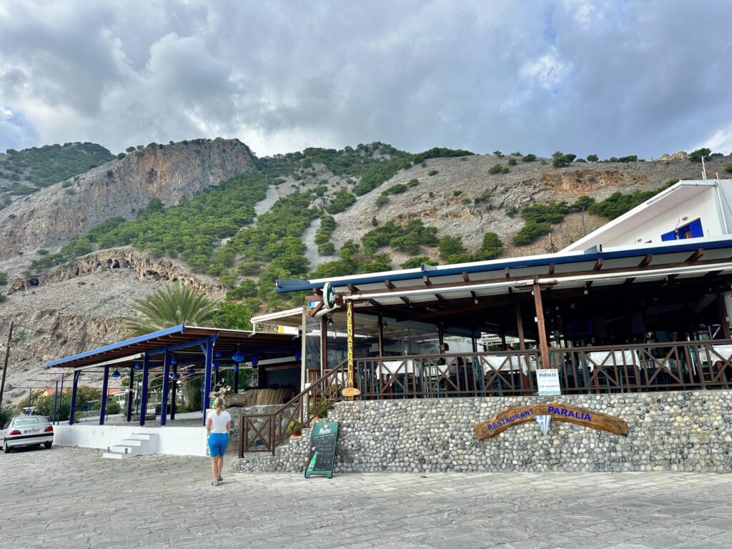 „Paralia“ am Hafen von Agia Rouméli